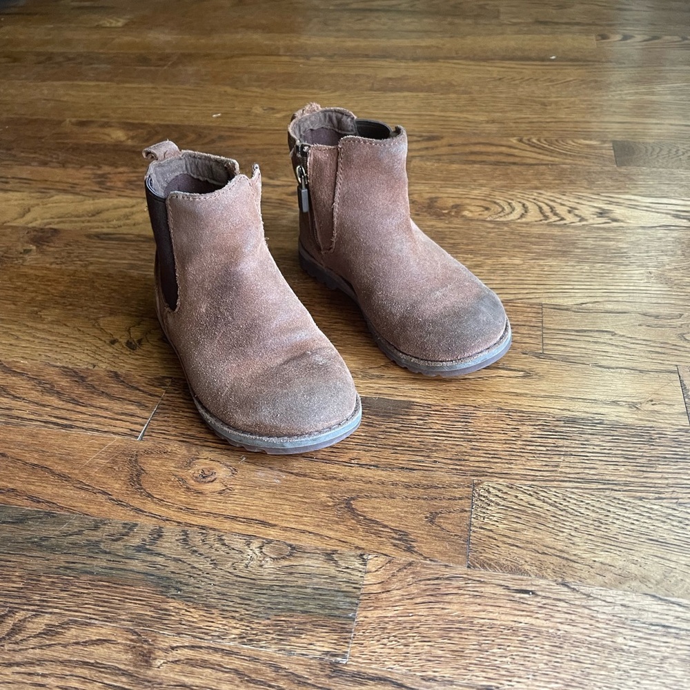 Boys 12 Ugg boots